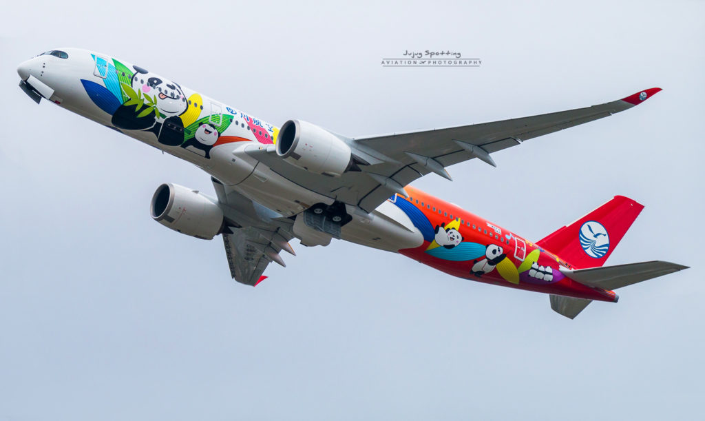 Newly delivered Sichuan Airlines A350